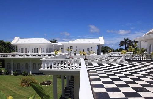 Port Antonio Apartment | Embrace Caribbean Bliss: Suite with Ocean View & Free Breakfast