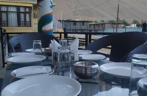Kaza Hotel | Pet-Friendly Baspa Resort Kaza with Delicious Breakfast