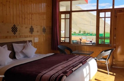 Kaza Hotel | Pet-Friendly Baspa Resort Kaza with Delicious Breakfast