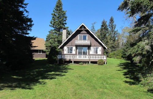 Tremont House | Peaceful Bass Harbor Oceanfront Chalet with Scenic Views