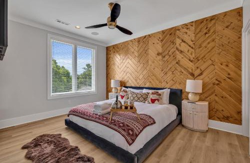 Berry Hill House | Discover Nashville Comfort at 426 E Iris Dr Unit 104