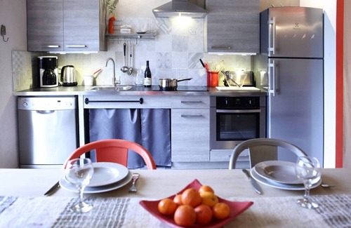 Apt House | Experience Bastide de la Mandarine in the Luberon Oasis