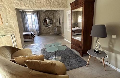 Vedene Other | Idyllic Bastide de Rhodes with Pools Near Avignon