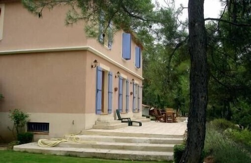 Faucon House | Elegant Bastide in Faucon with Gorgeous Mont Ventoux Views