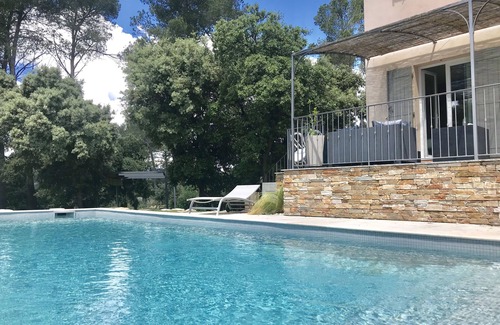 Pourrieres House | Relaxing Bastide Provençale with Private Pool & Spa