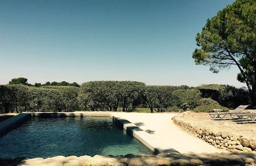 Est House | Bastide XVIII in a park with century-old trees and swimming pool