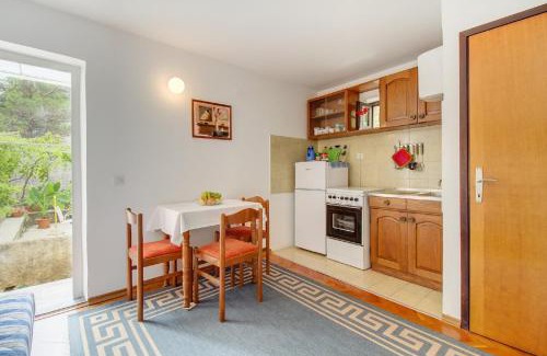 Veli Losinj Apartment | Family-Friendly Bastinac 1 with a 9.3/10 Guest Rating