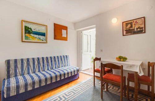 Veli Losinj Apartment | Family-Friendly Bastinac 1 with a 9.3/10 Guest Rating