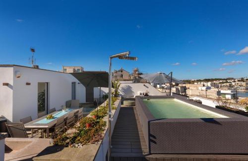 Otranto Historic Centre Apartment | Pet-Friendly Bastioni Luxury Home with Pool in Puglia