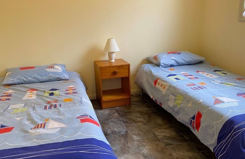 Cunjurong Point Cottage | Relaxing Retreat at Batch on The Bounty with Ocean Views