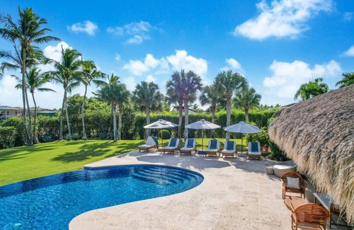 Las Palmas Villa | Paradise Awaits at Batey 16: Ocean View & Pool Bliss