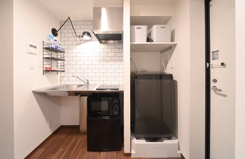 Honmachi Apartment | Convenient Hotel Steps from Hatsudai Station in Tokyo