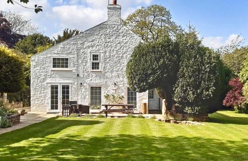 Palterton House | Bathurst Cottage: Family-Friendly Retreat with Perfect Score