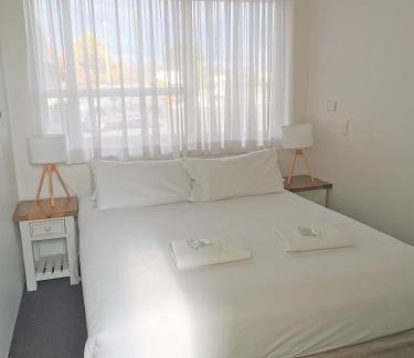 Bathurst Hotel | Pet-Friendly Bathurst Explorers Motel – Rated 8/10 by Guests