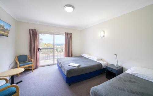 Mount Panorama Hotel | Discover BATHURST GOLDFIELDS MOTEL with Family-Friendly Amenities