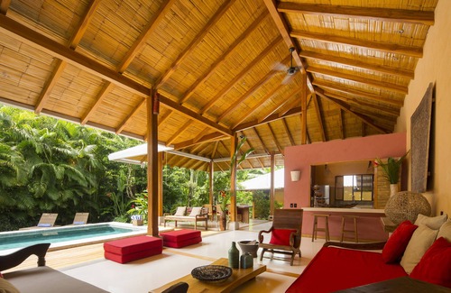 Playa Hermosa Cobano Villa | Indulge at Batik: Dreamy Balinese Beach Villa Retreat