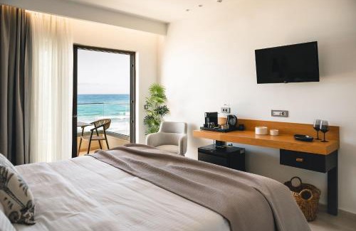 Rethymno Apartment | Experience Bliss at Batis Beach Hotel with Oceanfront Views