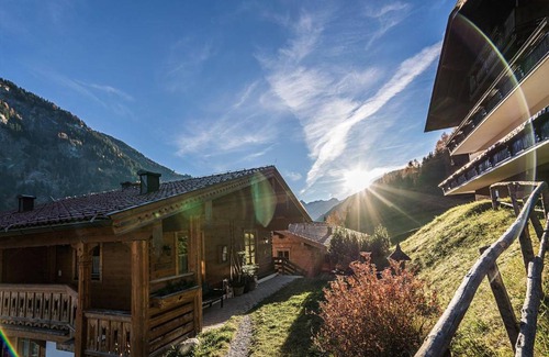 Huettschlag House | Pet-Friendly Bauerndörfl Hüttschlag with Ocean Views