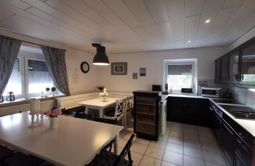 Altmannstein House | Pet-Friendly Bauernhaus am Limes with Family Amenities
