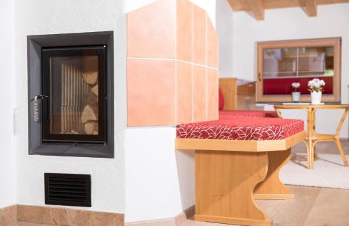 Alpbach Apartment | Discover Bauernhaus Roßmoos: Pet & Child Friendly Stay