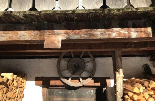 Santa Valburga Apartment | Cozy Bauernhaus Spathen with Kitchen - Guest Rated 8/10