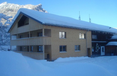 Mellau House | Family-Friendly Bauernhof Bertsch with Kitchen Amenities