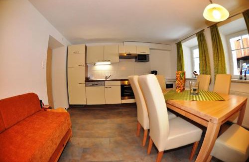 Serfaus House | Family-Friendly Bauernhof Gfraser with Pet Amenities