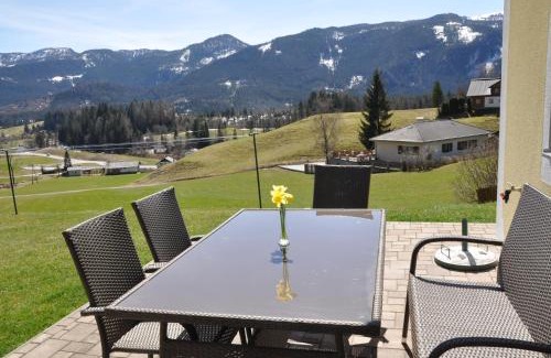 Pichl-Kainisch House | Family-Friendly Bauernhof Haim with Kitchen Amenities