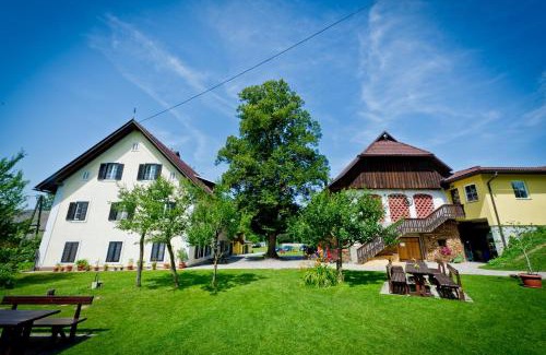 Keutschach am See House | Oceanfront Bauernhof Liendl: Guest Rated 9/10 with Hot Tub