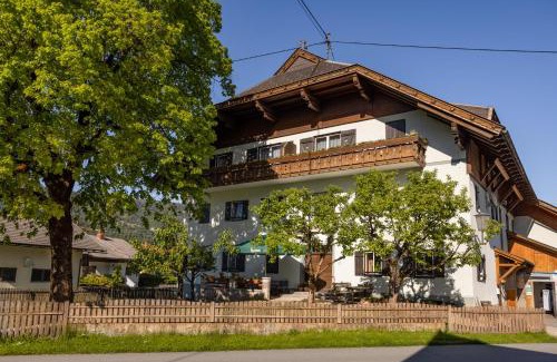 Jenig Apartment | Pet-Friendly Bauernhof Oberlöffele with 9.5/10 Guest Review