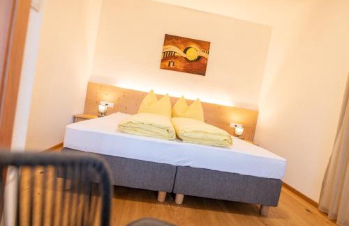 Sluderno Apartment | Family-Friendly Bauernhof Residence Hausergut: 9/10 Rated Escape