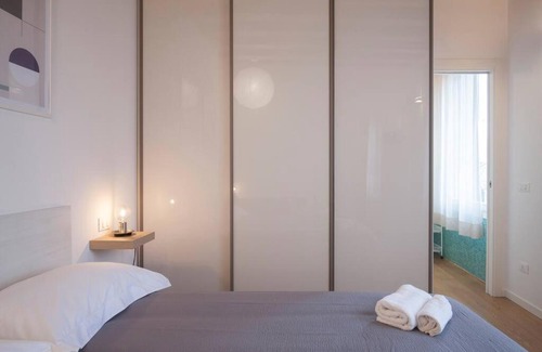 Castello Apartment | Stylish Bauhaus Venice Apartment - 4-Star, Pet Friendly Stay