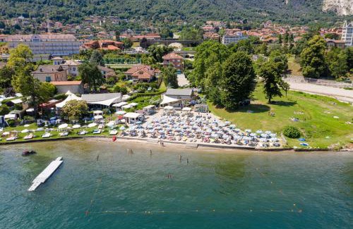 Baveno Apartment | Serene Baveno Beach Flat with Garden and Ocean View
