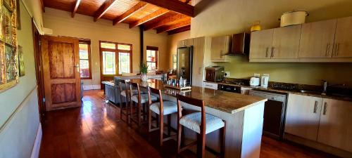 Studtis House | Exceptional Baviaanskloof Landhuis with Pool & Breakfast