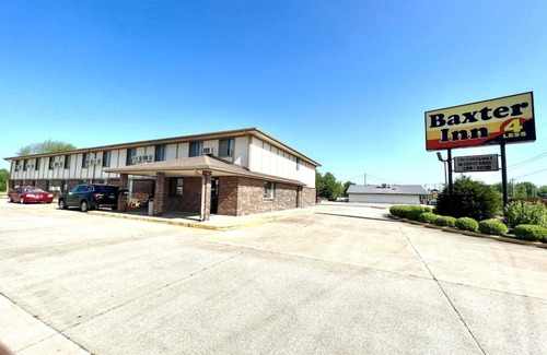 Baxter Springs Hotel | Budget-Friendly Baxter Inn: Pet & Child Friendly Stay