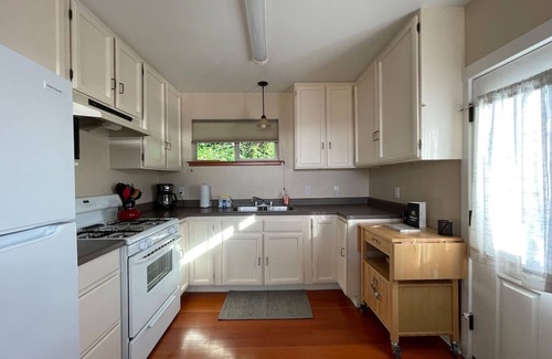 Arcata House | Baxter's Bayview Guest House Near Cal Poly