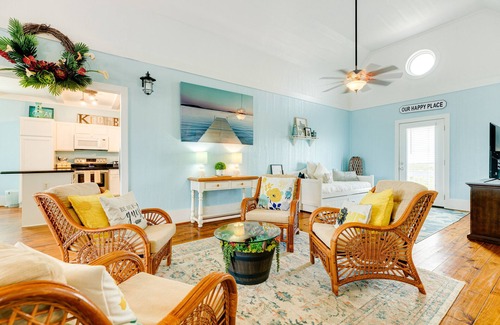 Port Bolivar House | Bay and Gulf-View Home with Outdoor Seating & Spa