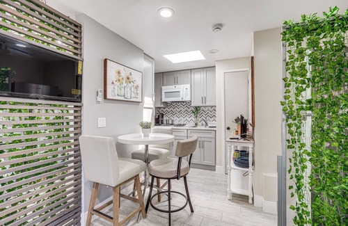 Ashland Apartment | Inviting Bay Area Studio Suite Near Shoreline Attractions!