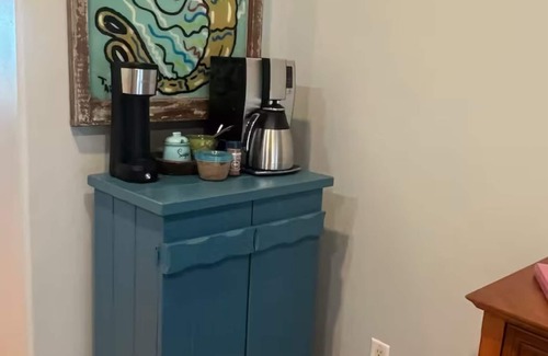 Apalachicola House | Bay Breeze Believer: Pet Friendly with Spa & Hot Tub