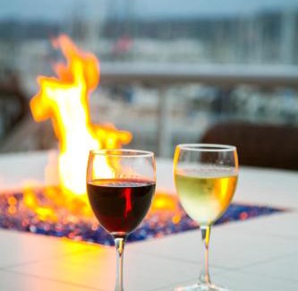 La Playa Hotel | Relax at Bay Club Hotel and Marina with Oceanfront Views