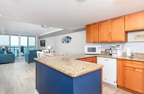 Midtown Ocean City Resort | Bay Club Resort: Pet-Friendly Getaway with Pool Access