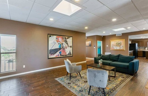 Galveston House | Bay Dreamer Galveston: Relaxing Retreat with Pool & Pets