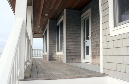 Loveladies House | Relaxing Bay Front Home in Loveladies with Pet-Friendly Amenities