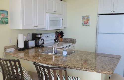 St. Petersburg - Clearwater Condo | Bay Front Retreat with Breathtaking Ocean View & Spa