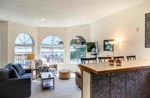 Historic Bayfront House | Bay Front Views Near Shopping & Museums - Family Friendly!