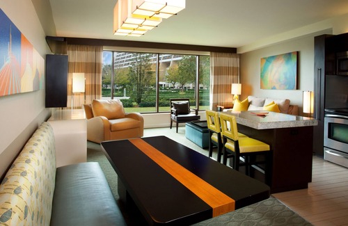 Bay Lake Resort | Bay Lake Tower at Disney's Contemporary Resort