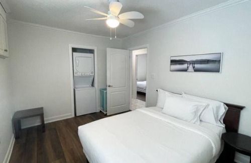 North Bay Hotel | Budget-Friendly Stay at Bay Motel - Child Friendly Comfort