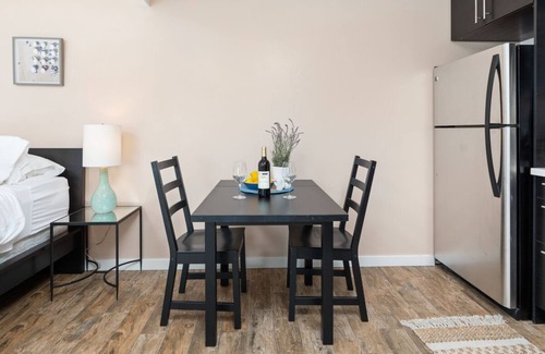 Crown Point Cottage | Recently Remodeled Oceanfront Paradise with Spa and Breakfast