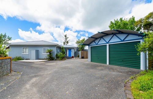 Opua House | Ocean View 3 Bedroom House in Bay of Islands