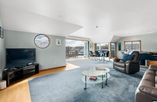 Opua Apartment | Experience Bay of Islands Apartment by the Water - Family Friendly